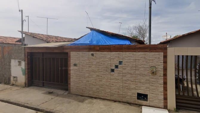 Foto 1 de 15: Casa em leilão em Aracaju - SE — Casa, Padrão, 1 Vaga(S) de Garagem