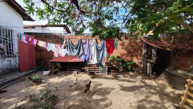 Foto 11 de 15: Casa em leilão em Aracaju - SE — Casa, Padrão, 1 Vaga(S) de Garagem