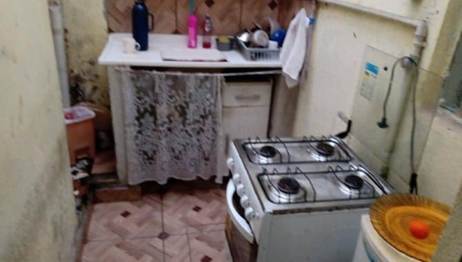 Foto 6 de 13: Casa em leilão em Pindamonhangaba - SP — Casa, Padrão, 1 Vaga(S) de Garagem