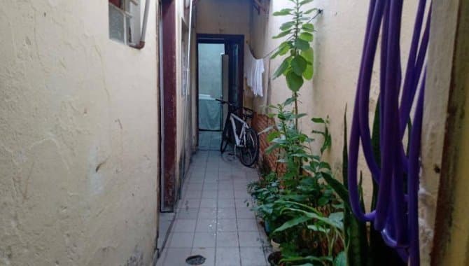 Foto 11 de 13: Casa em leilão em Pindamonhangaba - SP — Casa, Padrão, 1 Vaga(S) de Garagem