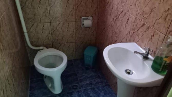 Foto 12 de 13: Casa em leilão em Pindamonhangaba - SP — Casa, Padrão, 1 Vaga(S) de Garagem