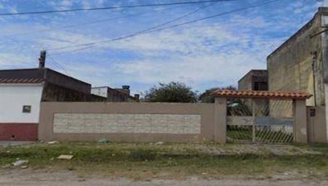 Foto 8 de 11: Casa em leilão em Pelotas - RS — Casa, Padrão, 0 Vaga(S) de Garagem