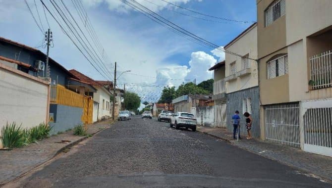 Foto 3 de 8: Apartamento em leilão em Uberlândia - MG — Apartamento, Padrão, 1 Vaga(S) de Garagem