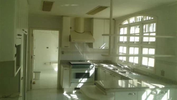 Foto 9 de 15: Casa em leilão em Osasco - SP — Casa, Padrão, 1 Vaga(S) de Garagem