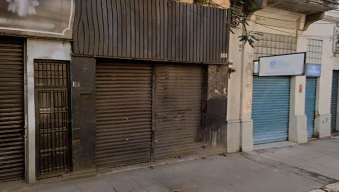 Comercial em leilão em Santos - SP — Prédio 222 m² - Centro - Santos - SP