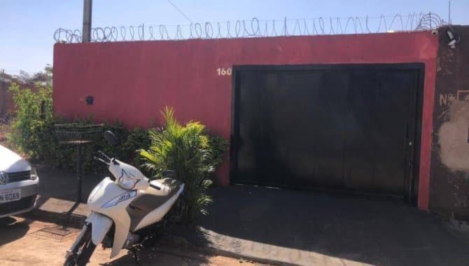 Foto 4 de 15: Casa em leilão em Barretos - SP — Casa, Padrão, 2 Vaga(S) de Garagem