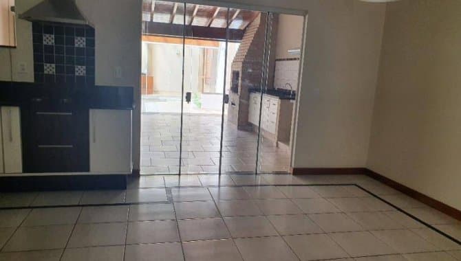 Foto 16 de 22: Casa em leilão em Marília - SP — Casa, Padrão, 1 Vaga(S) de Garagem