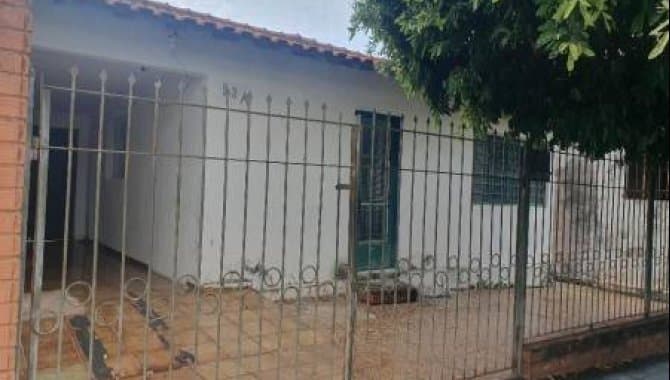 Foto 2 de 17: Casa em leilão em Marília - SP — Casa, Padrão, 0 Vaga(S) de Garagem