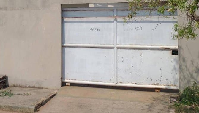 Foto 3 de 15: Casa em leilão em Cáceres - MT — Casa, Padrão, 1 Vaga(S) de Garagem