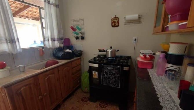 Foto 12 de 15: Casa em leilão em Cáceres - MT — Casa, Padrão, 1 Vaga(S) de Garagem