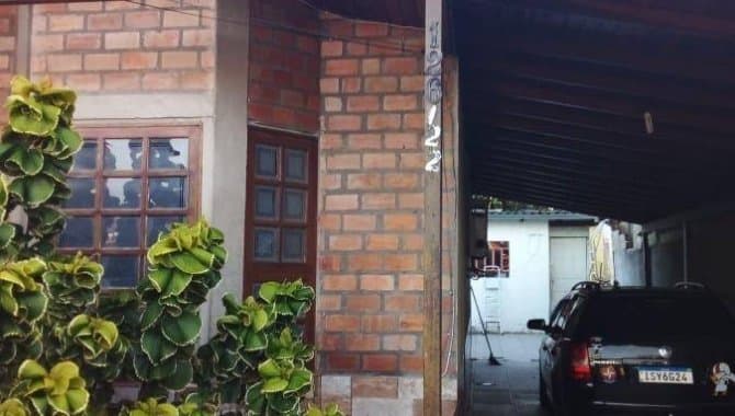 Foto 3 de 13: Casa em leilão em Porto Alegre - RS — Casa, Padrão, 0 Vaga(S) de Garagem
