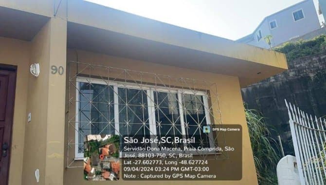 Foto 3 de 15: Casa em leilão em São José - SC — Casa, Padrão, 1 Vaga(S) de Garagem