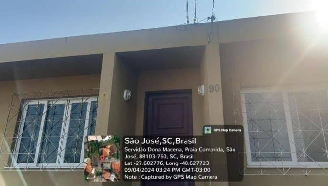 Foto 5 de 15: Casa em leilão em São José - SC — Casa, Padrão, 1 Vaga(S) de Garagem