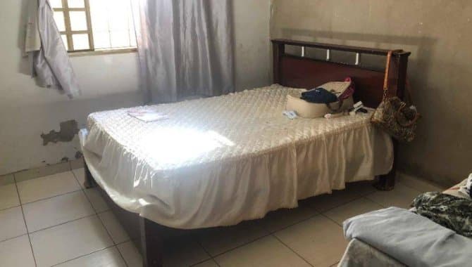 Foto 6 de 15: Casa em leilão em Palmeiras De Goiás - GO — Casa, Padrão, 2 Vaga(S) de Garagem