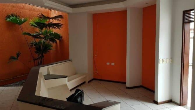 Foto 4 de 15: Casa em leilão em Parnamirim - RN — Casa, Padrão, 1 Vaga(S) de Garagem