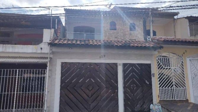 Casa em leilão em Santo André - SP — Casa 246 m² - Jardim Marek - Santo André - SP