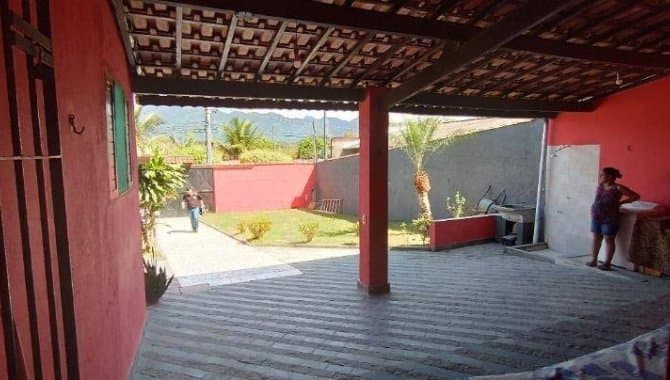 Foto 3 de 11: Casa em leilão em Peruíbe - SP — Casa, Padrão, 0 Vaga(S) de Garagem
