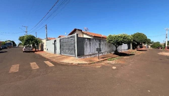 Foto 16 de 19: Casa em leilão em Miguelópolis - SP — Casa, Padrão, 1 Vaga(S) de Garagem
