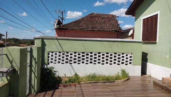 Foto 4 de 29: Casa em leilão em Cachoeira Do Sul - RS — Casa, Padrão, 1 Vaga(S) de Garagem