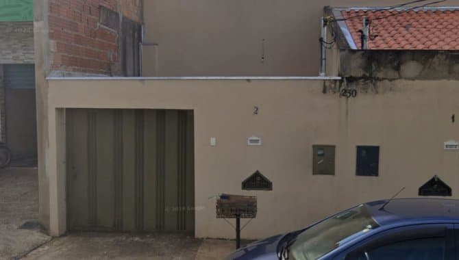 Casa em leilão em Uberlândia - MG — Casa, em Condomínio, 1 Vaga(S) de Garagem