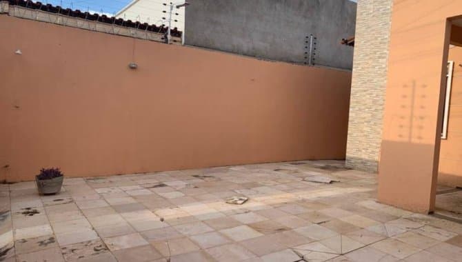 Foto 18 de 41: Casa em leilão em Sobral - CE — Casa, Padrão, 1 Vaga(S) de Garagem