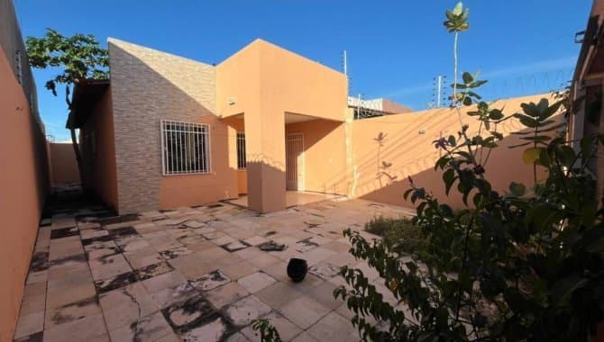 Foto 8 de 41: Casa em leilão em Sobral - CE — Casa, Padrão, 1 Vaga(S) de Garagem