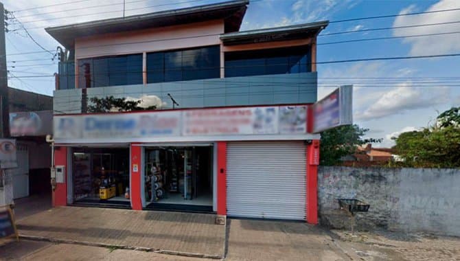 Foto 1 de 2: Casa em leilão em Entre Rios - BA — Casa - Entre Rios-BA - Av. João de Souza Bacelar, 485-A - Centro