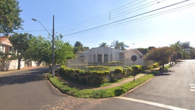 Foto 3 de 13: Casa em leilão em Ribeirão Preto - SP — Casa 299 m² - Jardim Recreio - Ribeirão Preto - SP