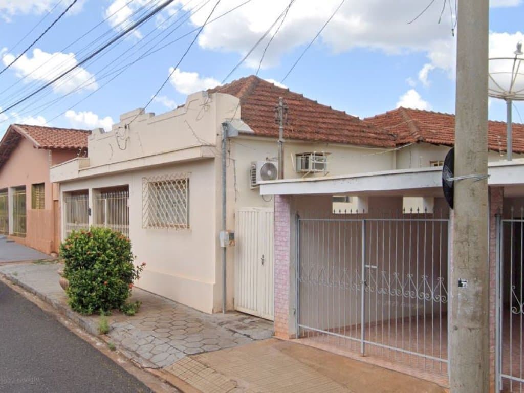 Foto 4 de 5: Casa em leilão em Frutal - MG — Casa em Terreno de 480 m² - Centro - Frutal - MG