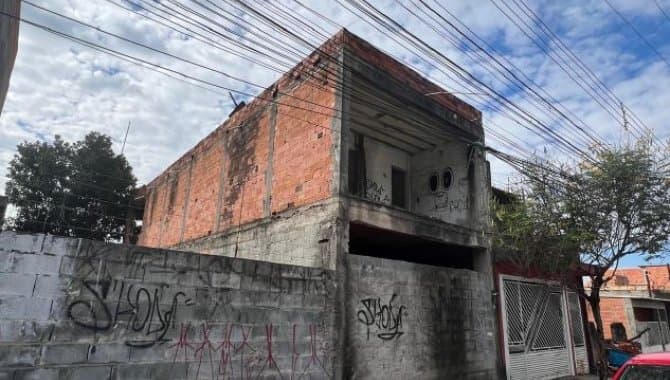 Foto 1 de 3: Casa em leilão em Guarulhos - SP — Casa 245 m² - Parque Continental - Guarulhos - SP
