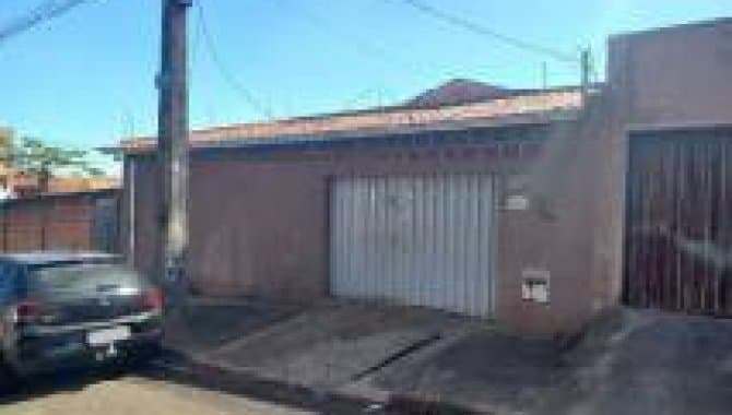 Foto 1 de 3: Casa em leilão em Uberaba - MG — Casa 139 m² - Alfredo Freire III - Uberaba - MG