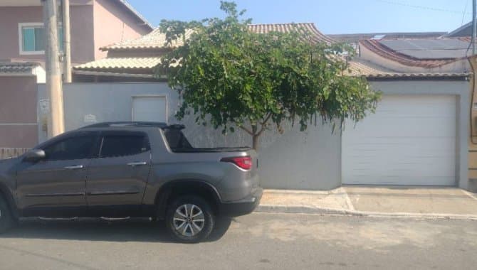 Foto 1 de 12: Casa em leilão em Queimados - RJ — Casa 90 m² - Centro - Queimados - RJ