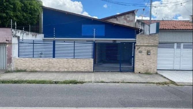 Casa em leilão em Campina Grande - PB — Casa 260 m² - São José - Campina Grande - PB