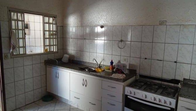 Foto 10 de 11: Casa em leilão em Fernandópolis - SP — Casa, Padrão, 1 Vaga(S) de Garagem
