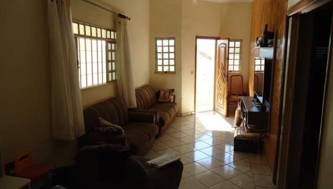 Foto 6 de 11: Casa em leilão em Fernandópolis - SP — Casa, Padrão, 1 Vaga(S) de Garagem