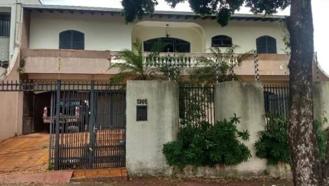 Foto 1 de 9: Casa em leilão em Londrina - PR — Casa, Padrão, 1 Vaga(S) de Garagem