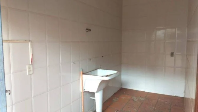 Foto 9 de 9: Casa em leilão em Londrina - PR — Casa, Padrão, 1 Vaga(S) de Garagem