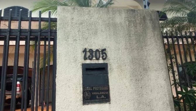 Foto 4 de 9: Casa em leilão em Londrina - PR — Casa, Padrão, 1 Vaga(S) de Garagem