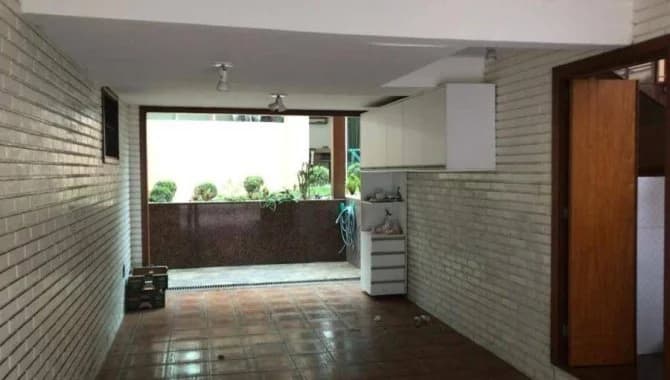 Foto 12 de 16: Casa em leilão em Canoas - RS — Casa, Padrão, 1 Vaga(S) de Garagem