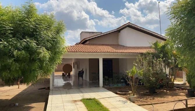 Casa em leilão em Sambaíba - MA — Casa 168 m² - Centro - Sambaíba - MA