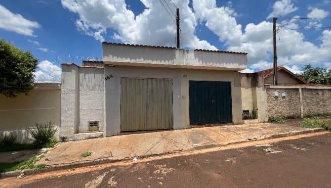 Foto 12 de 16: Casa em leilão em Jardinópolis - SP — Casa, Padrão, 1 Vaga(S) de Garagem