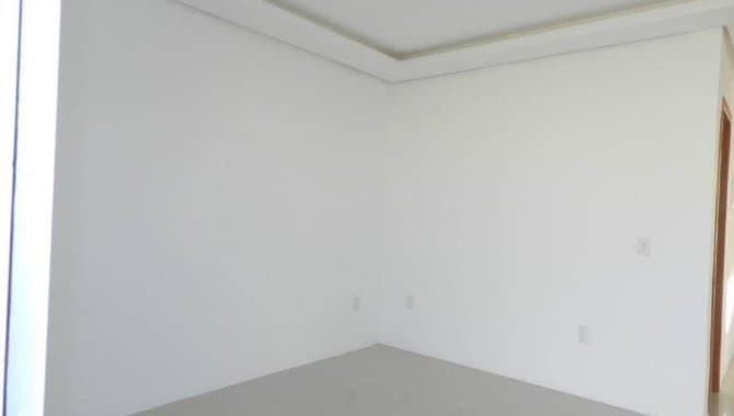 Foto 9 de 17: Casa em leilão em Canoas - RS — Casa, em Condomínio, 0 Vaga(S) de Garagem