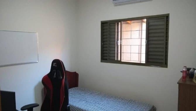 Foto 3 de 15: Casa em leilão em Presidente Prudente - SP — Casa, Padrão, 1 Vaga(S) de Garagem