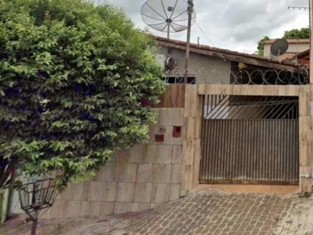 Foto 4 de 4: Casa em leilão em Itumbiara - GO — Casa 55 m² - Setor Social - Itumbiara - GO
