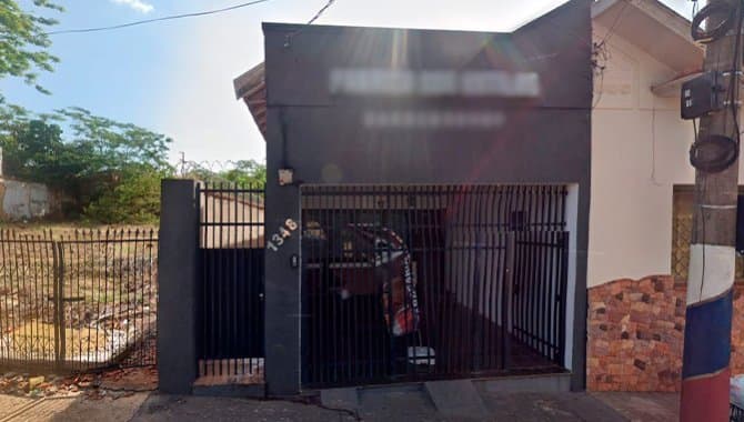 Casa em leilão em Barretos - SP — Casa 167 m² - Centro - Barretos - SP