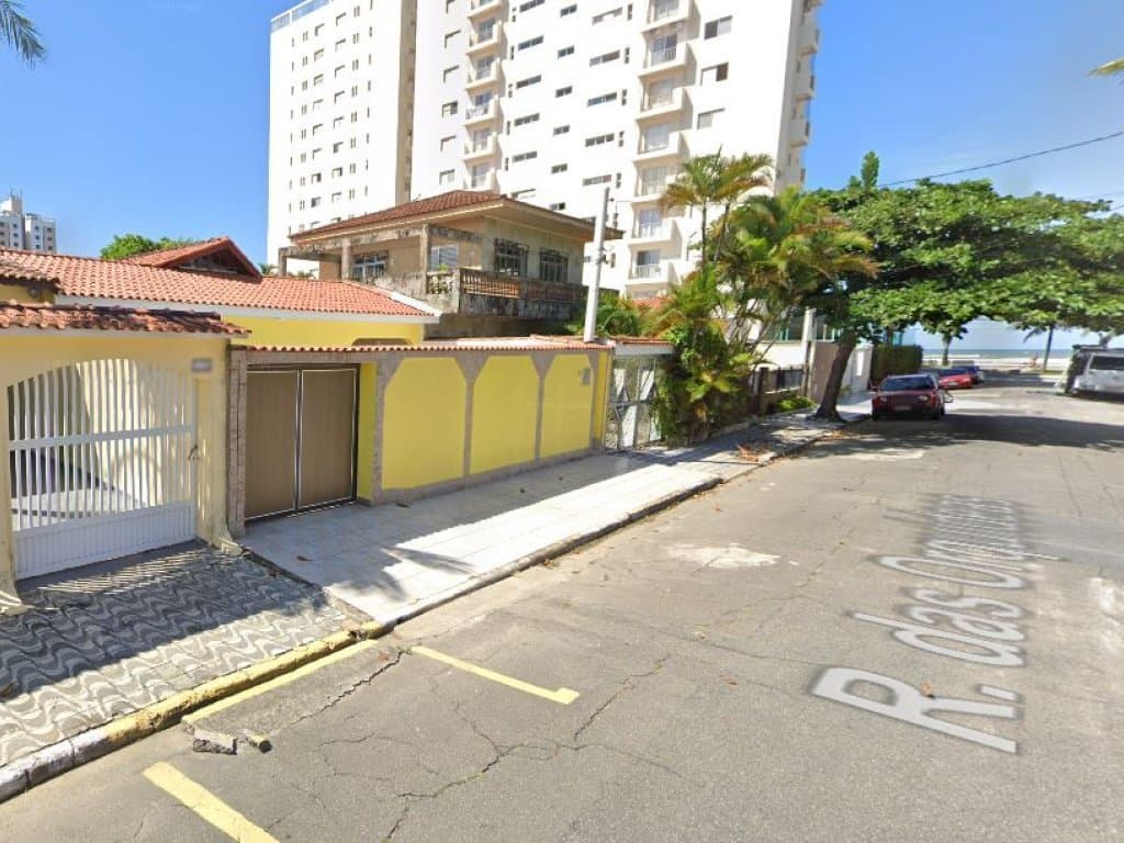 Foto 4 de 10: Casa em leilão em Praia Grande - SP — Casa no Litoral 220 m² - Balneário Flórida - Praia Grande - SP