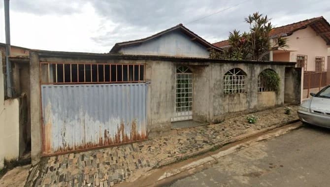 Casa em leilão em Bambuí - MG — Casa 159 m² - Bambuí-MG - Rua Sabará, 84 - Rola Moça