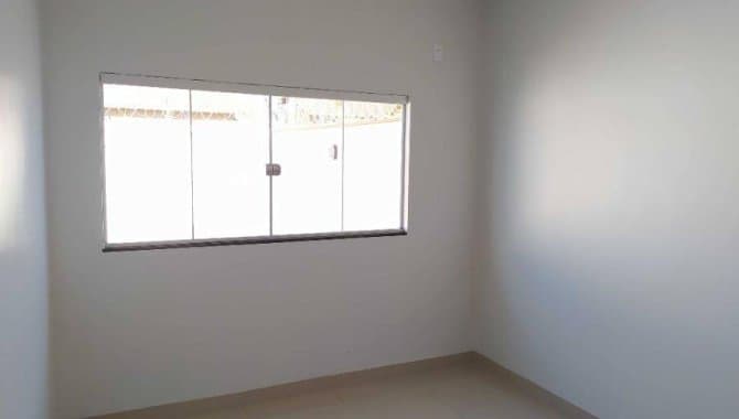 Foto 2 de 15: Casa em leilão em Aparecida De Goiânia - GO — Casa, em Condomínio, 1 Vaga(S) de Garagem