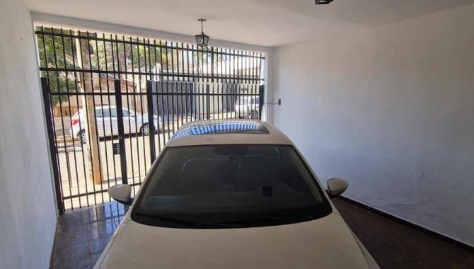 Foto 4 de 11: Casa em leilão em Barretos - SP — Casa, Padrão, 1 Vaga(S) de Garagem