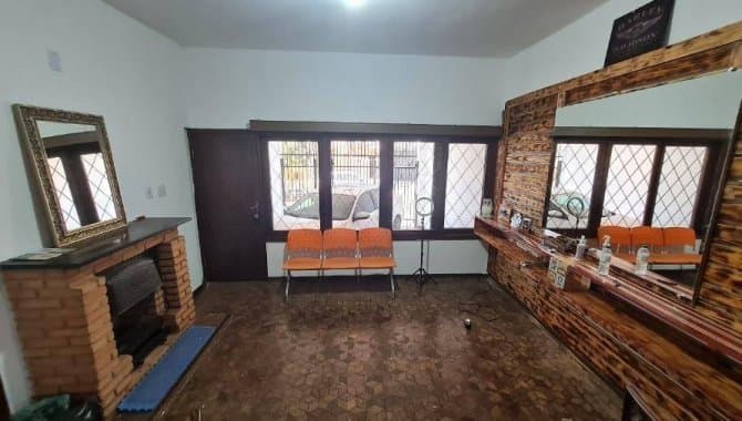 Foto 2 de 11: Casa em leilão em Barretos - SP — Casa, Padrão, 1 Vaga(S) de Garagem